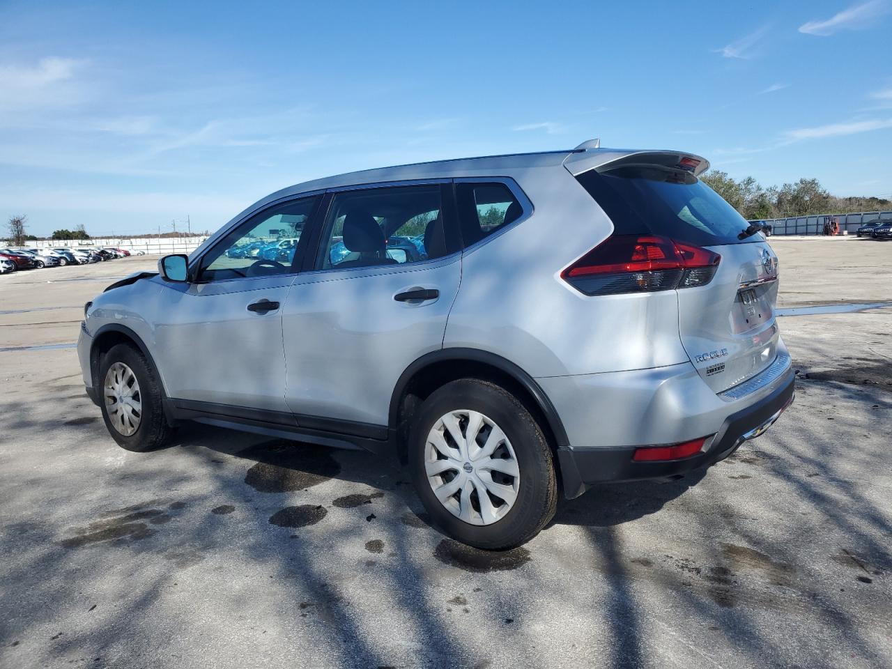 Image 2 of 2018 NISSAN ROGUE S 2018 with VIN 5N1AT2MT4JC755756