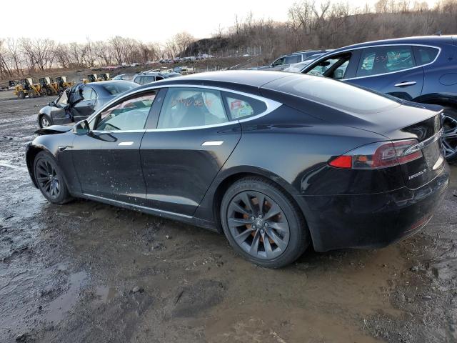 Obraz 2 z 2018 TESLA MODEL S  2018 z VIN 5YJSA1E20JF259502
