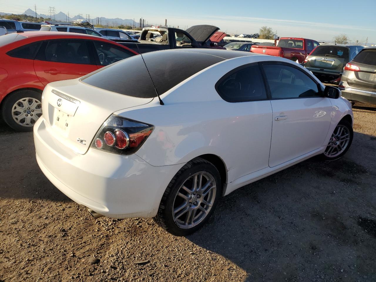 Obraz 3 z 2008 TOYOTA SCION TC  2008 z VIN JTKDE167380231850