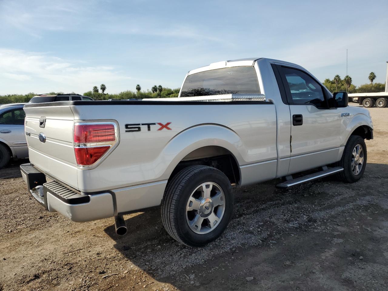 Obraz 3 z 2009 FORD F150  2009 z VIN 1FTRF12W09KC07910