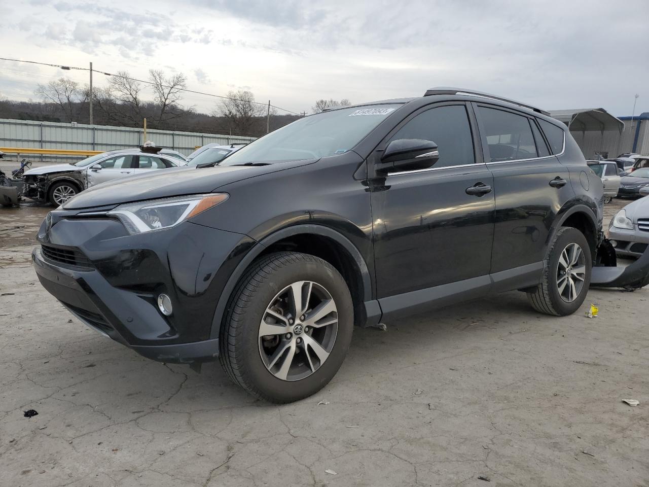 Obraz 1 z 2017 TOYOTA RAV4 XLE 2017 z VIN 2T3WFREV0HW359308