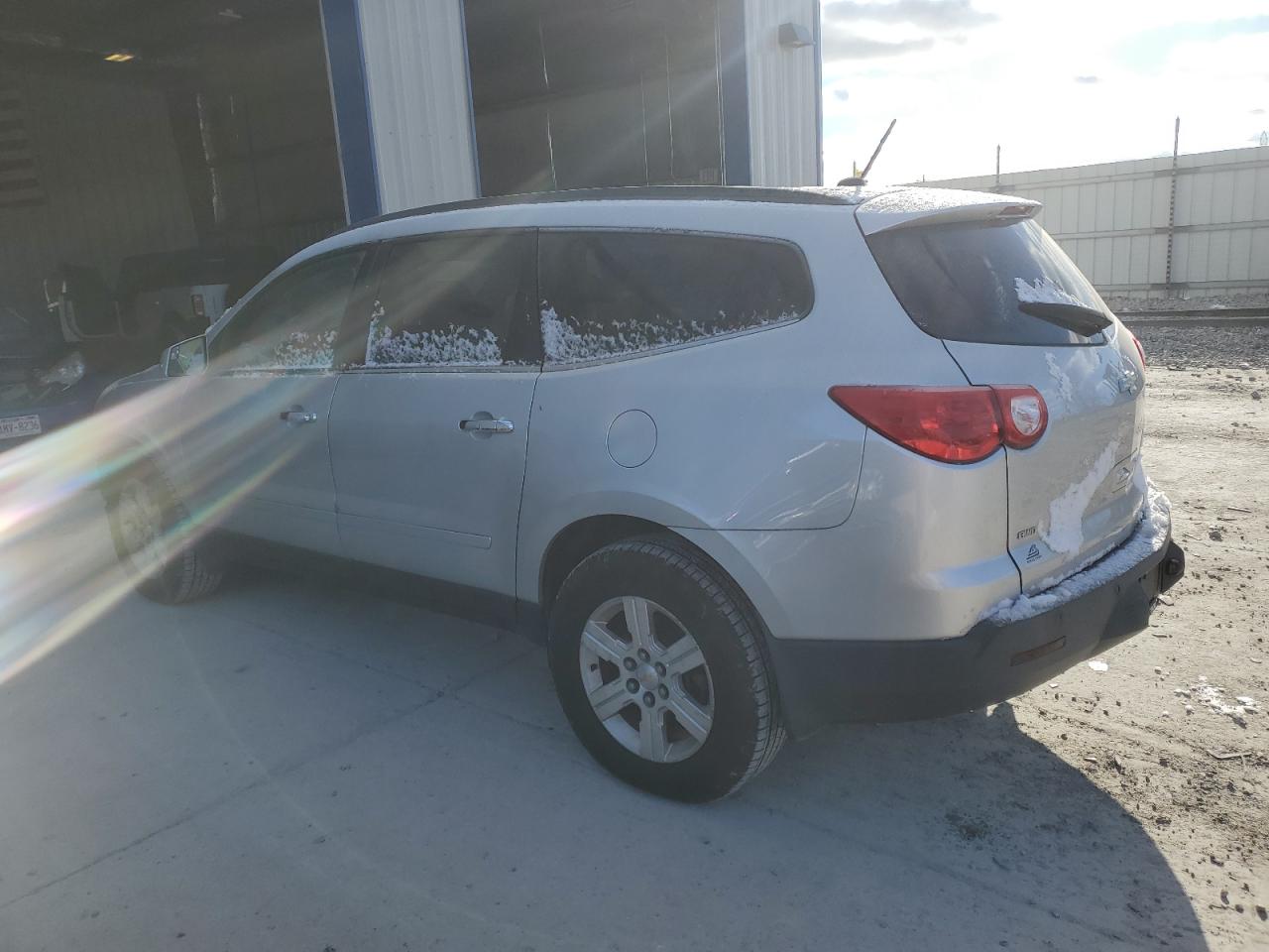 Obraz 2 z 2010 CHEVROLET TRAVERSE LT 2010 z VIN 1GNLVGED1AS131146
