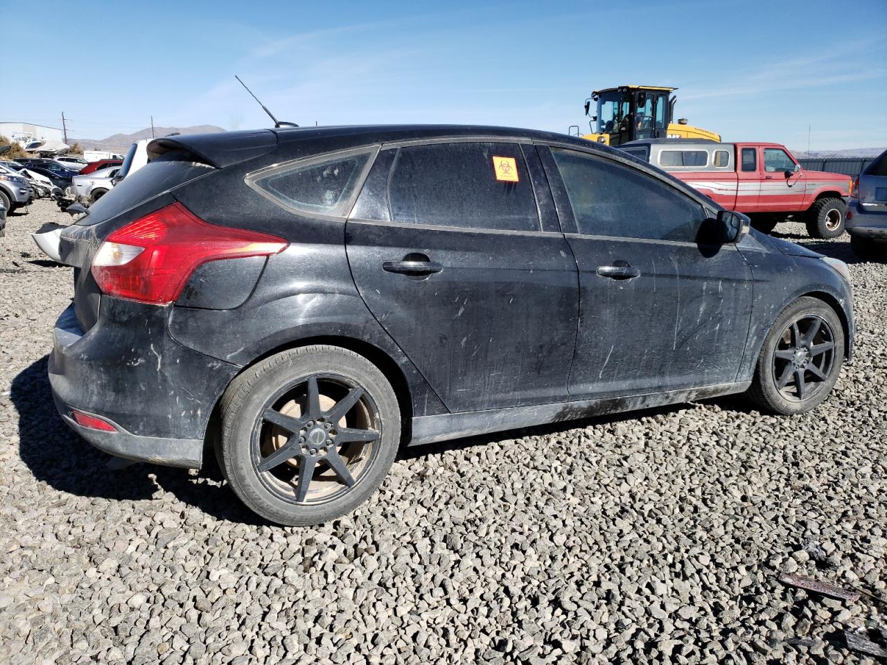 Image 3 of 2014 FORD FOCUS SE 2014 with VIN 1FADP3K20EL373659