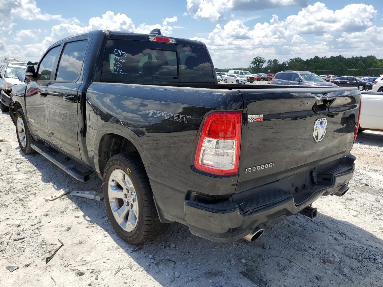 Изображение 2 Ram 1500 с VIN 1C6RREFT7MN690471