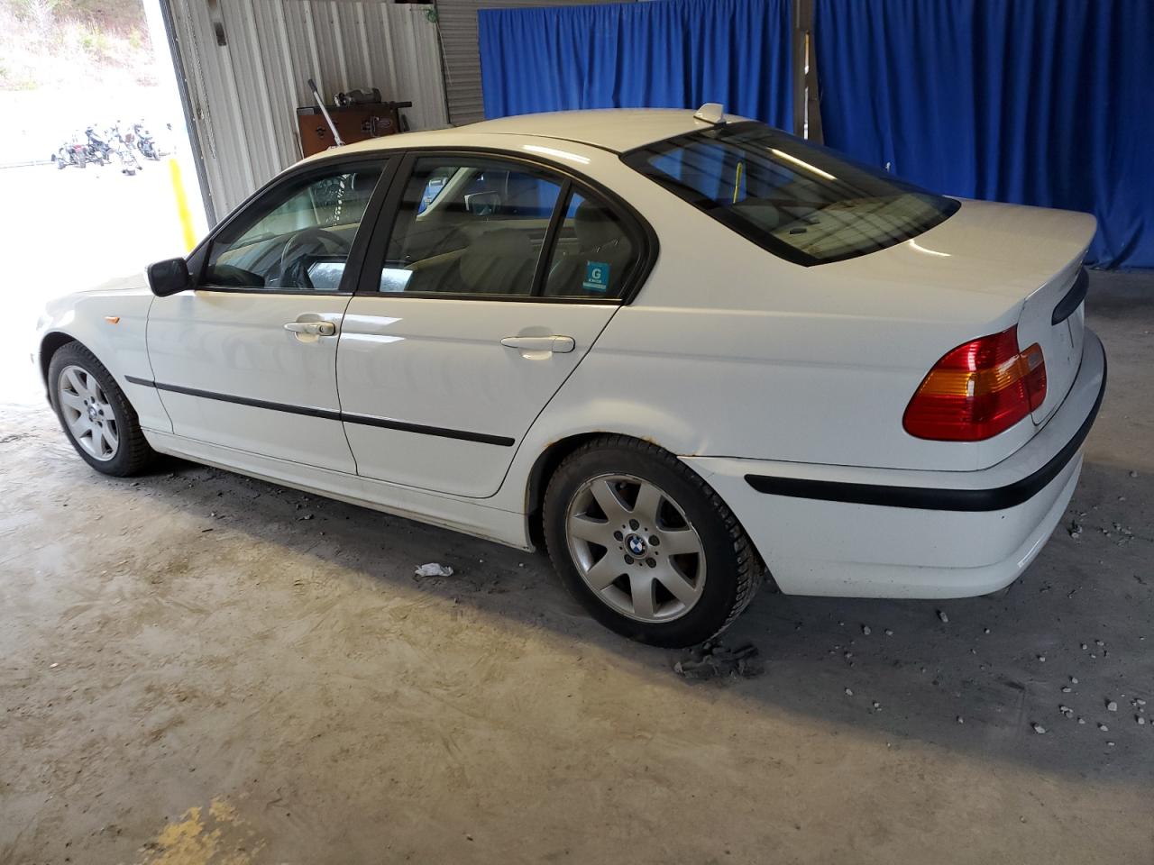Obraz 2 z 2004 BMW 325 IS SULEV 2004 z VIN WBAAZ33444KP85480