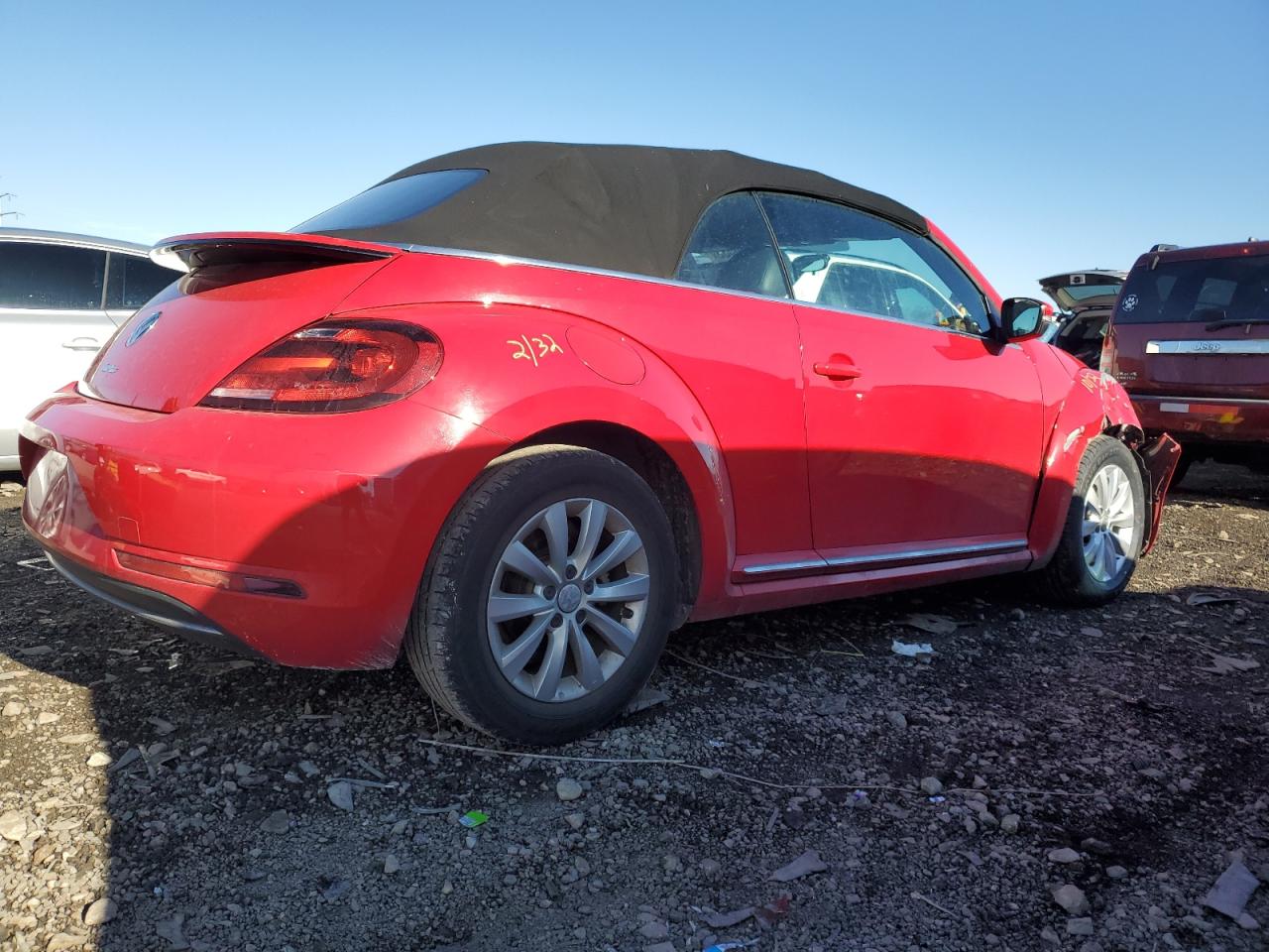 Obraz 3 z 2018 VOLKSWAGEN BEETLE S 2018 z VIN 3VW5DAATXJM502602