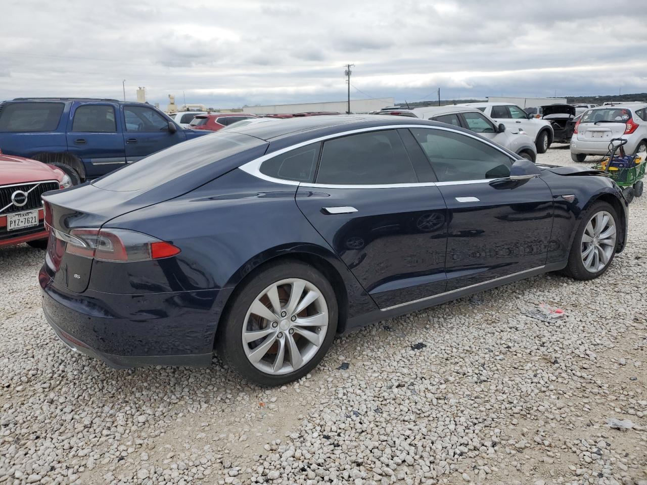 Image 3 of 2014 TESLA MODEL S  2014 with VIN 5YJSA1H12EFP62506