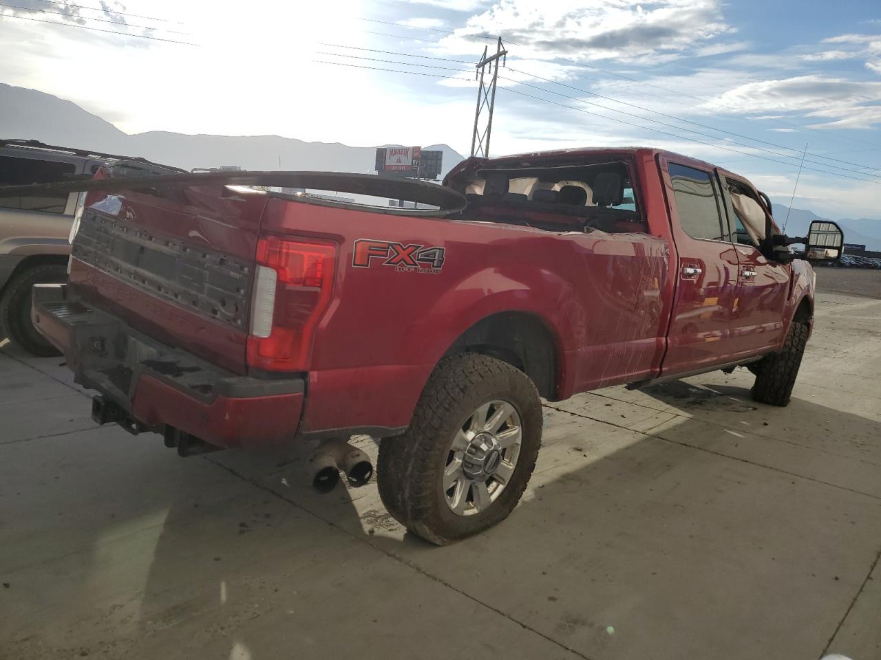 Image 3 of 2019 FORD F350 SUPER DUTY 2019 with VIN 1FT8W3BTXKEC50913