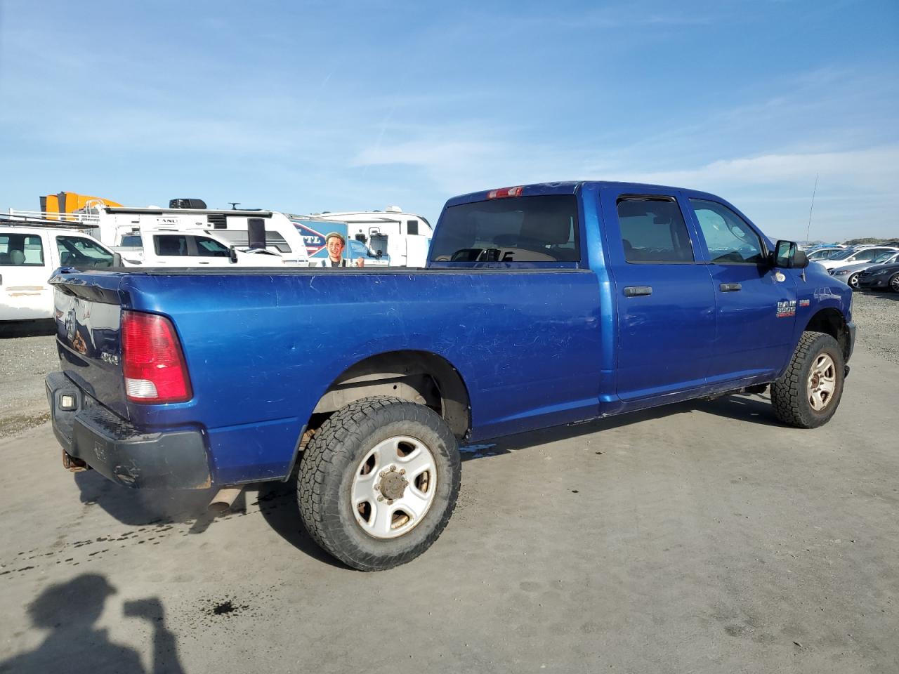 Image 3 of 2015 RAM 3500 ST 2015 with VIN 3C63R3GT4FG508794