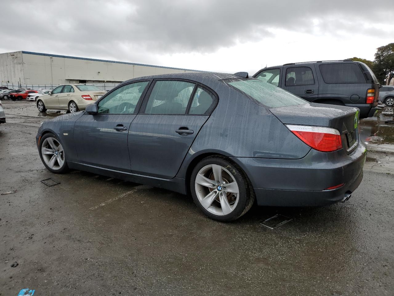 Obraz 2 z 2008 BMW 528 I 2008 z VIN WBANU53598C113953