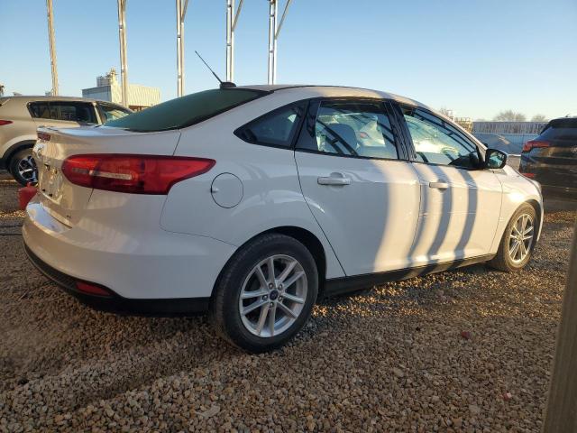 Obraz 3 z 2017 FORD FOCUS SE 2017 z VIN 1FADP3F2XHL245122