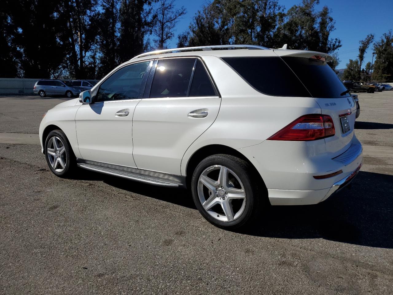 Obraz 2 z 2014 MERCEDES-BENZ ML 350 BLUETEC 2014 z VIN 4JGDA2EB2EA422112