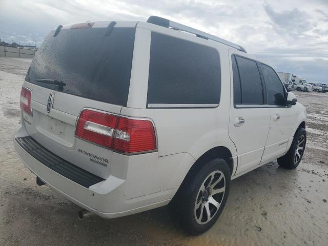 Obraz 3 z 2014 LINCOLN NAVIGATOR  2014 z VIN 5LMJJ2H55EEL03212