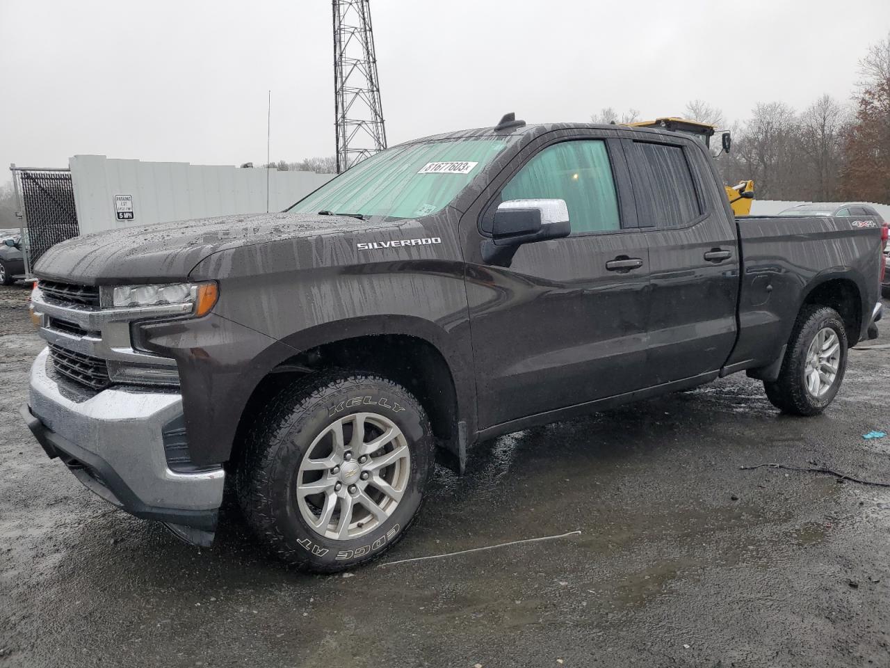 Изображение 1 2020 CHEVROLET SILVERADO K1500 LT 2020 с VIN 1GCRYDED1LZ184030
