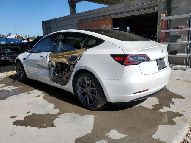 Obraz 2 z 2021 TESLA MODEL 3  2021 z VIN 5YJ3E1EBXMF855407