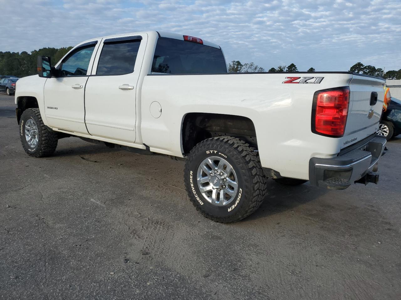 Obraz 2 z 2018 CHEVROLET SILVERADO K2500 HEAVY DUTY LT 2018 z VIN 1GC1KVEY4JF246641