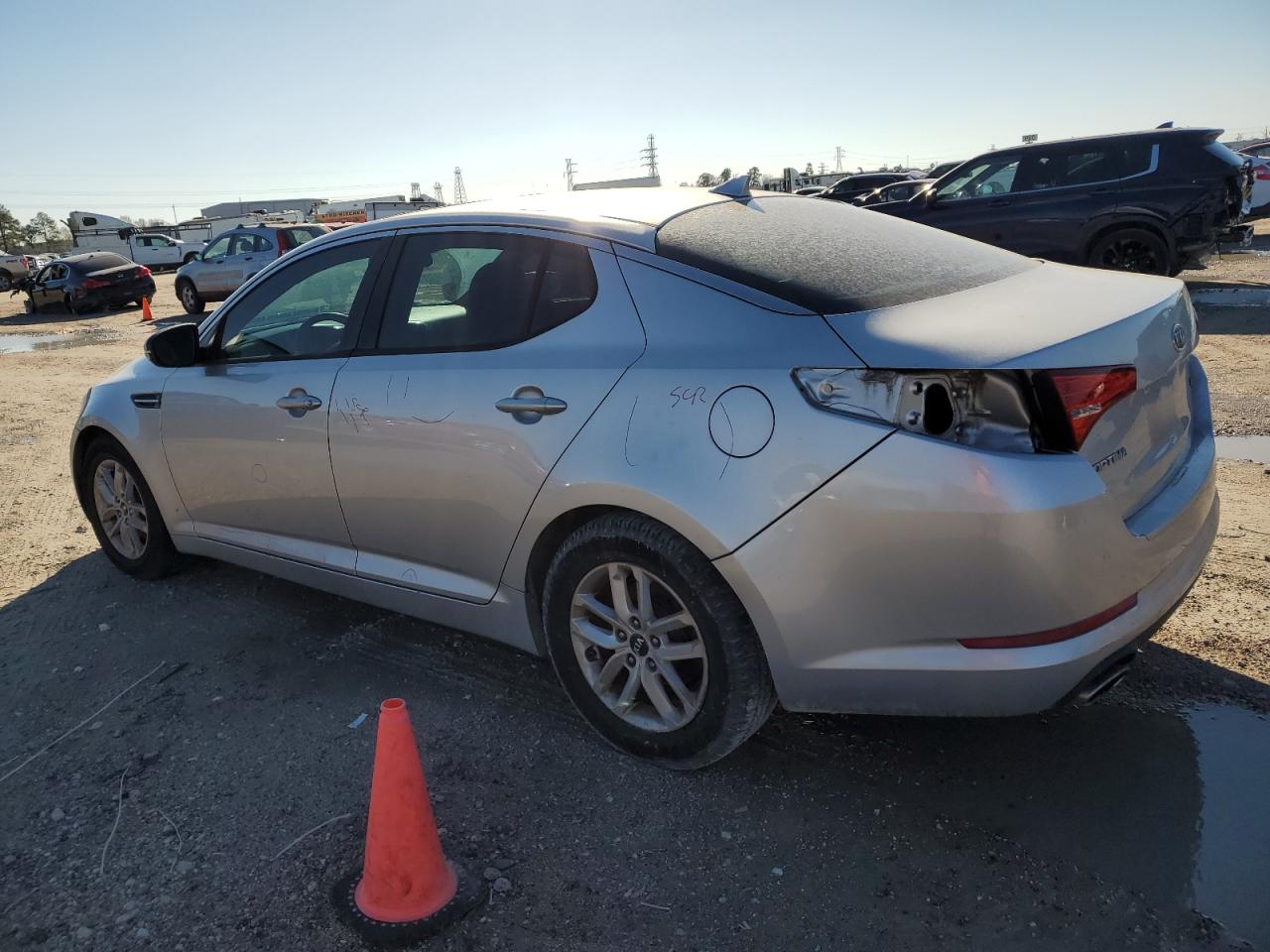 Obraz 2 z 2011 KIA OPTIMA LX 2011 z VIN KNAGM4A78B5166484