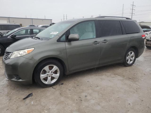 Изображение 2011 TOYOTA SIENNA LE 2011