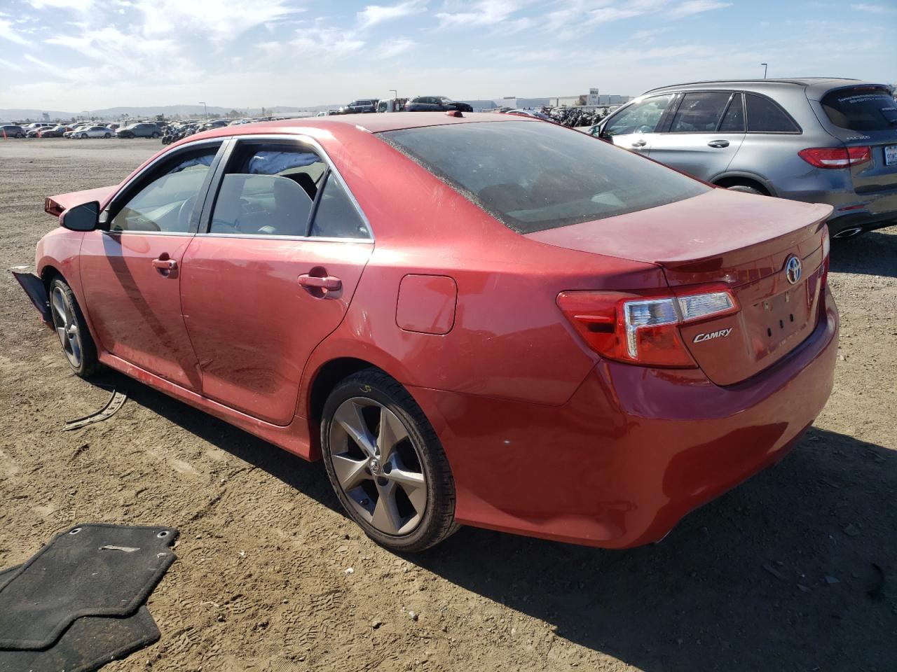 Изображение 2 2012 TOYOTA CAMRY SE 2012 с VIN 4T1BK1FKXCU506820