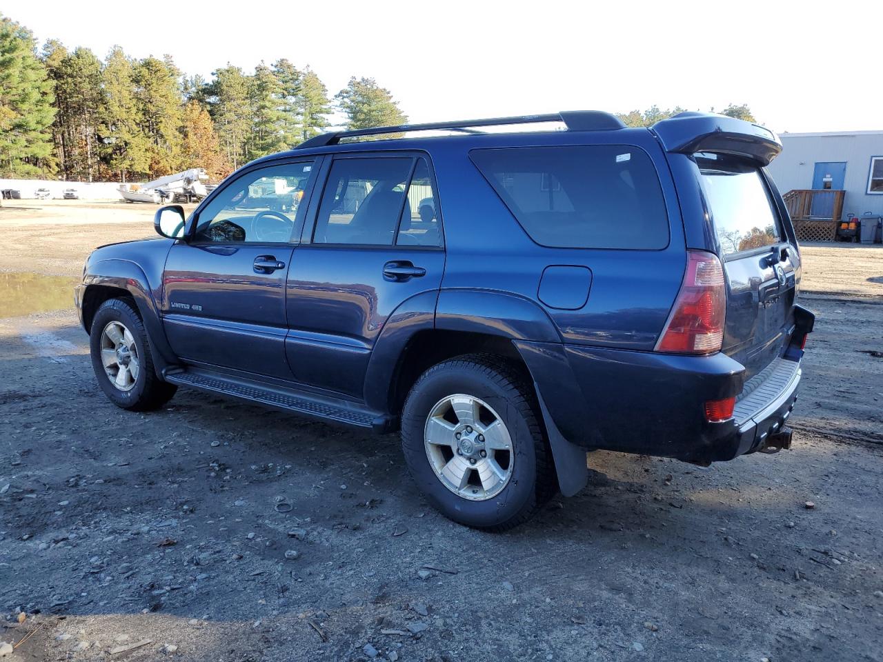Image 2 of 2005 TOYOTA 4RUNNER LIMITED 2005 with VIN JTEBT17R458019066