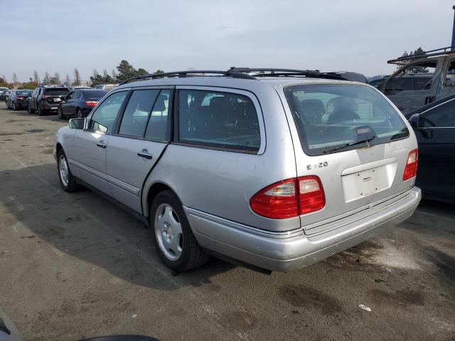 Obraz 2 z 1999 MERCEDES-BENZ E-CLASS 320 1999 z VIN WDBJH65FXXA747184