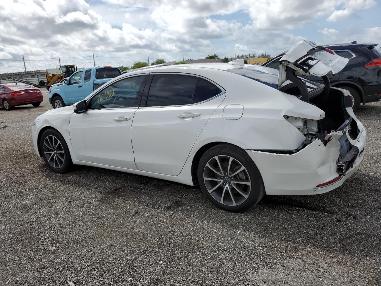 Obraz 2 z 2015 ACURA TLX TECH 2015 z VIN 19UUB2F57FA024374