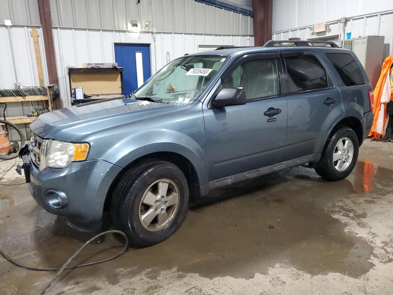 Image 1 of 2011 FORD ESCAPE XLT 2011 with VIN 1FMCU0DG7BKB64325