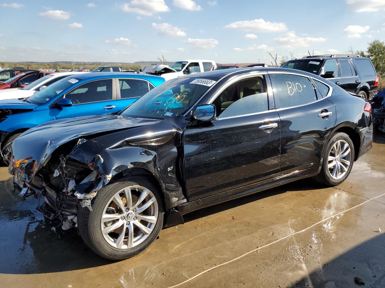 Image 1 of 2018 INFINITI Q70 3.7 LUXE 2018 with VIN JN1BY1AP6JM180908