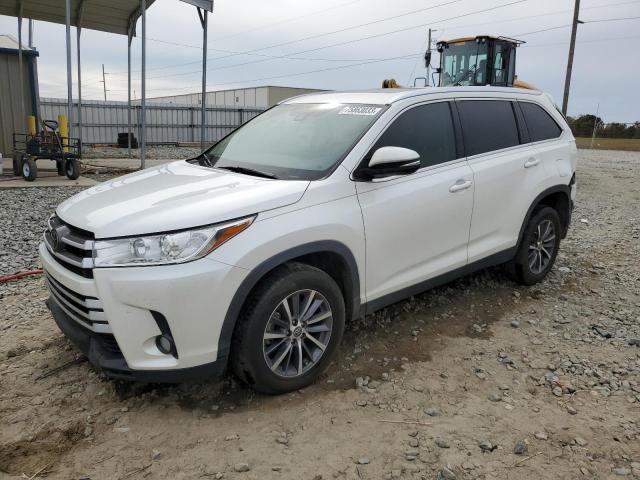 Изображение 1 2019 TOYOTA HIGHLANDER SE 2019 с VIN 5TDKZRFH9KS320062