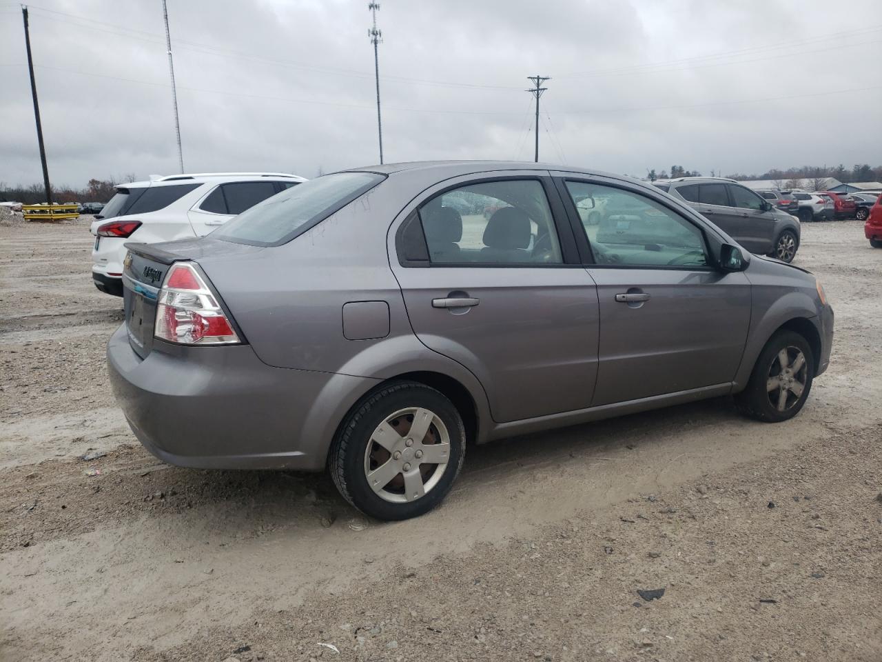Image 3 of 2011 CHEVROLET AVEO LS 2011 with VIN KL1TD5DE4BB265314