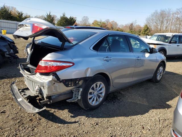 Obraz 3 z 2017 TOYOTA CAMRY LE 2017 z VIN 4T1BF1FK5HU657740
