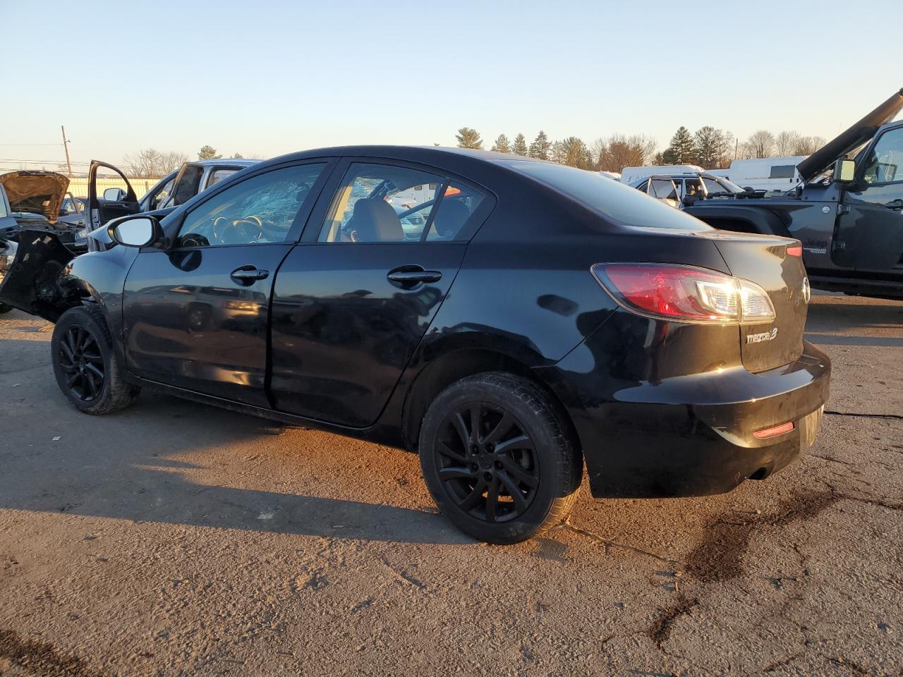 Image 2 of 2012 MAZDA 3 I 2012 with VIN JM1BL1VG7C1505673