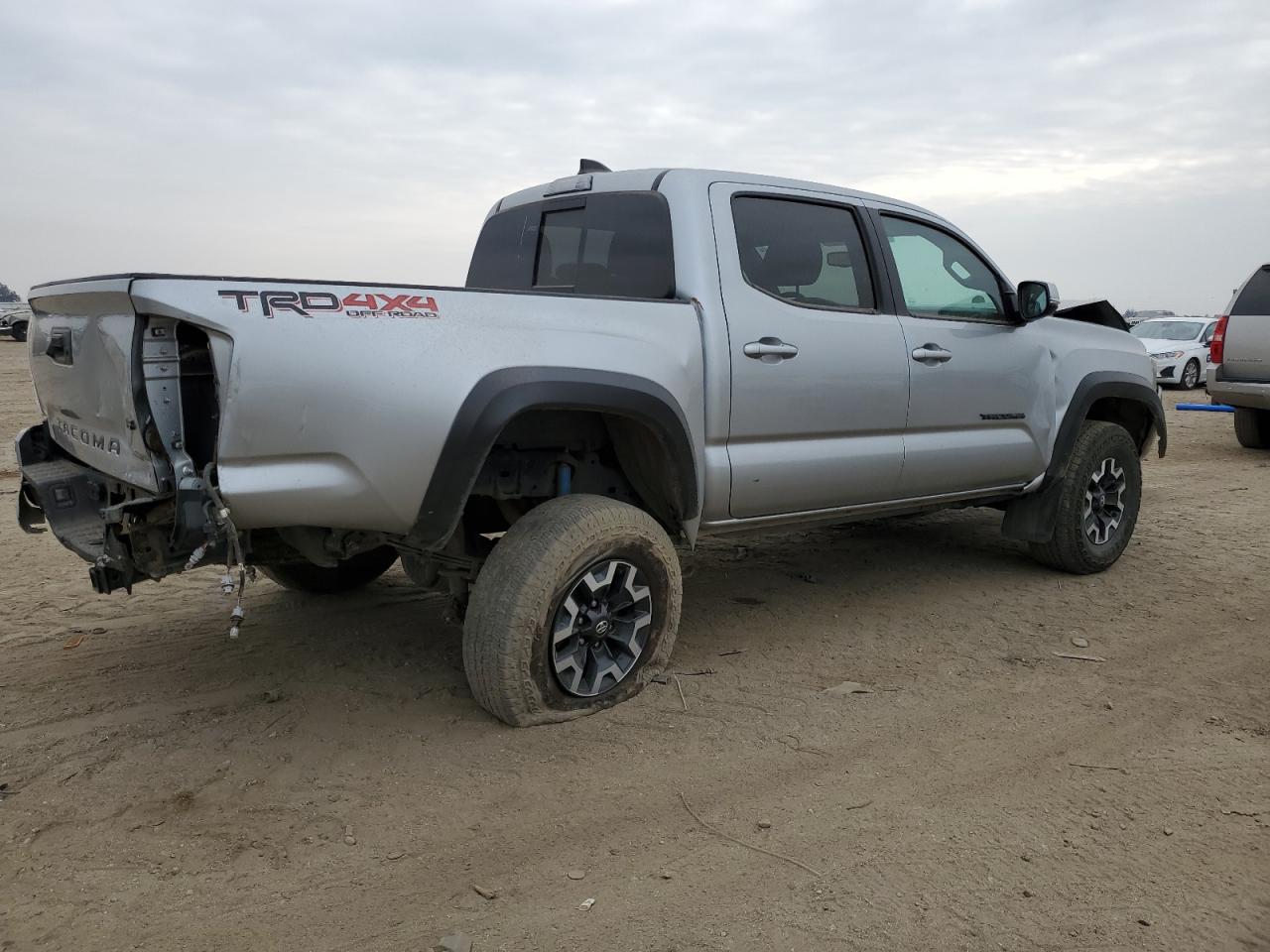 Image 3 of 2022 TOYOTA TACOMA DOUBLE CAB 2022 with VIN 3TMCZ5AN6NM507452