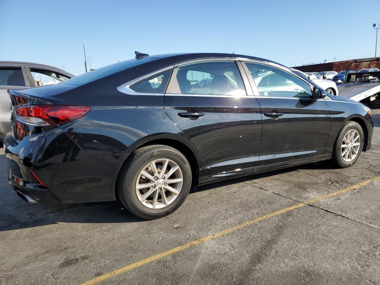 Image 3 of 2018 HYUNDAI SONATA SE 2018 with VIN 5NPE24AFXJH676910