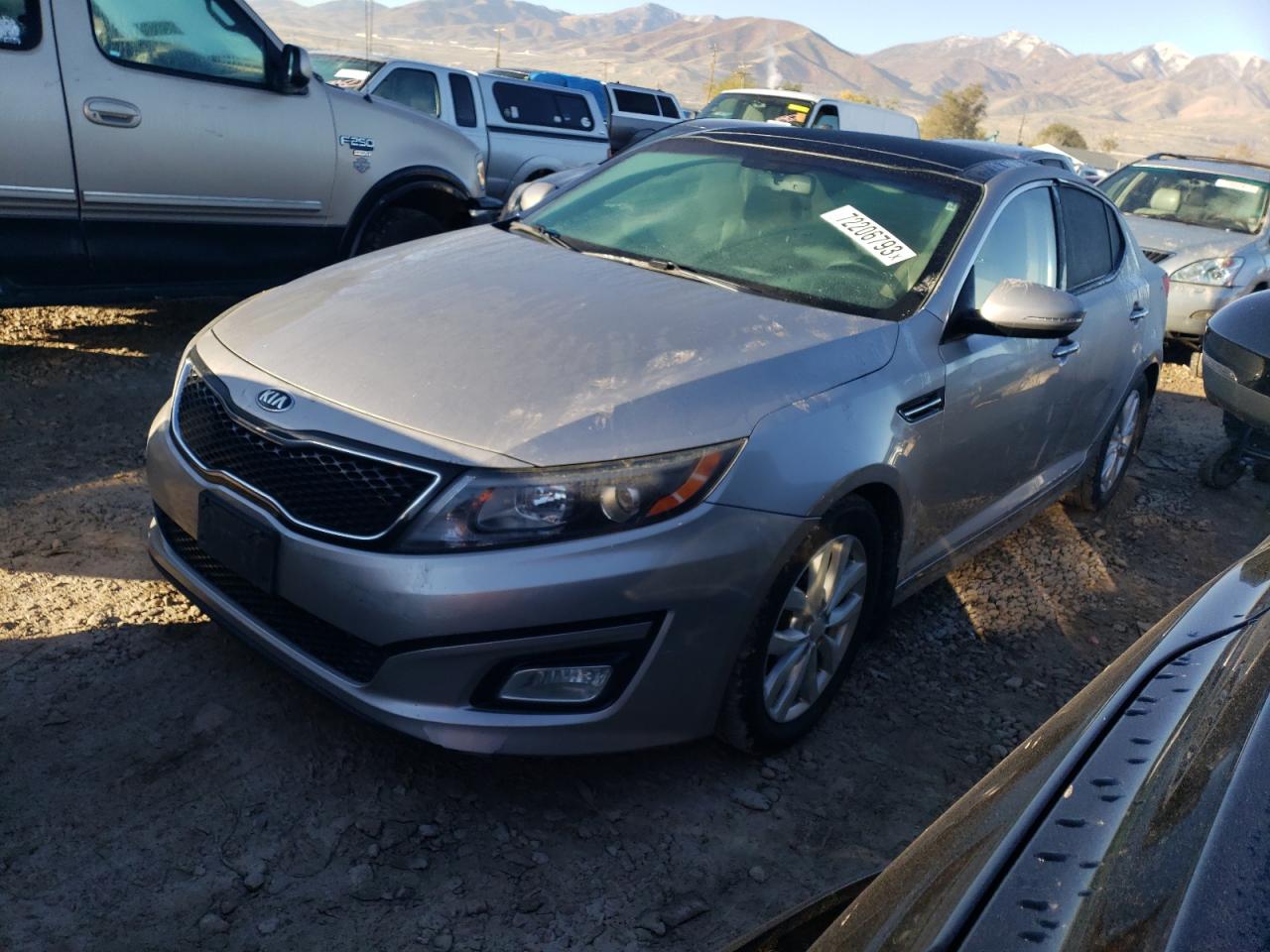 Image 1 of 2015 KIA OPTIMA EX 2015 with VIN 5XXGN4A76FG438256