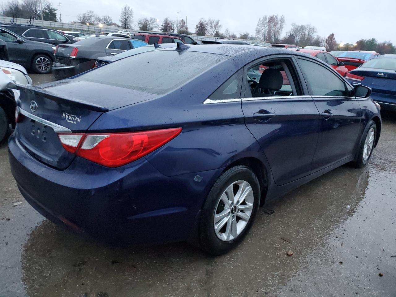 Obraz 3 z 2013 HYUNDAI SONATA GLS 2013 z VIN 5NPEB4AC4DH574240