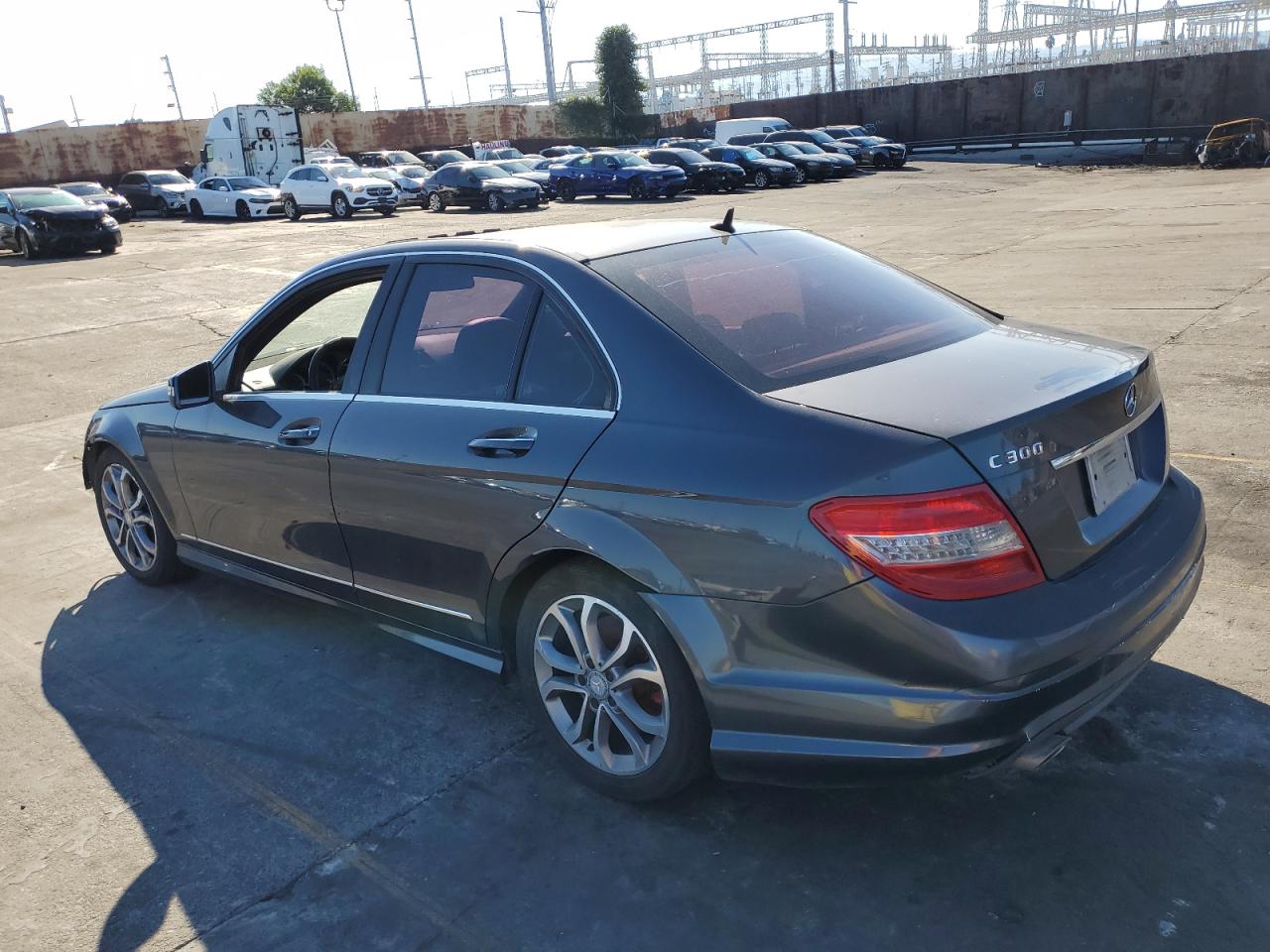 Obraz 2 z 2011 MERCEDES-BENZ C 300 2011 z VIN WDDGF5EB7BR136022