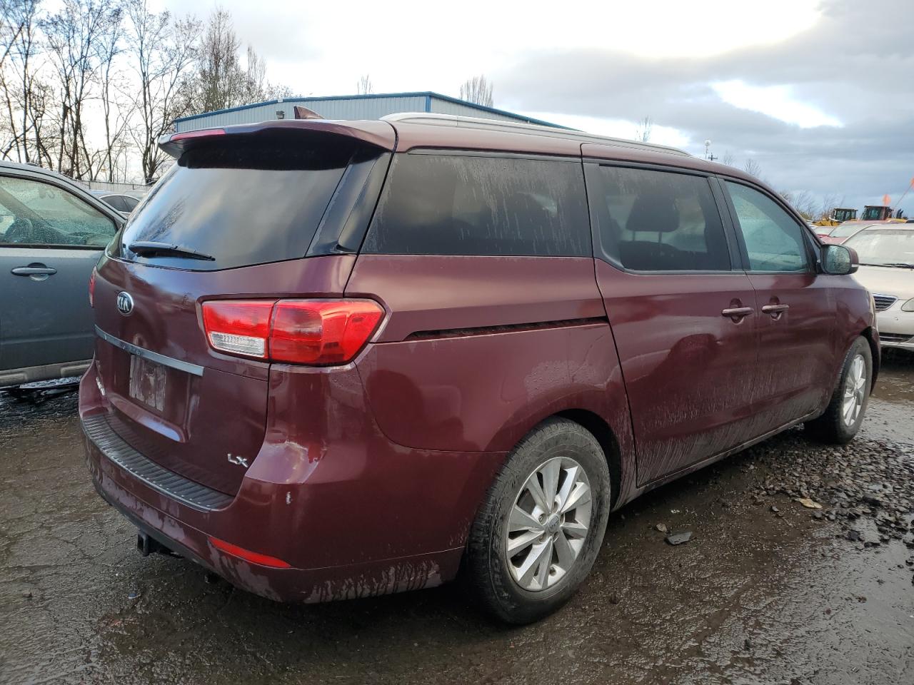 Image 3 of 2015 KIA SEDONA LX 2015 with VIN KNDMB5C15F6059063