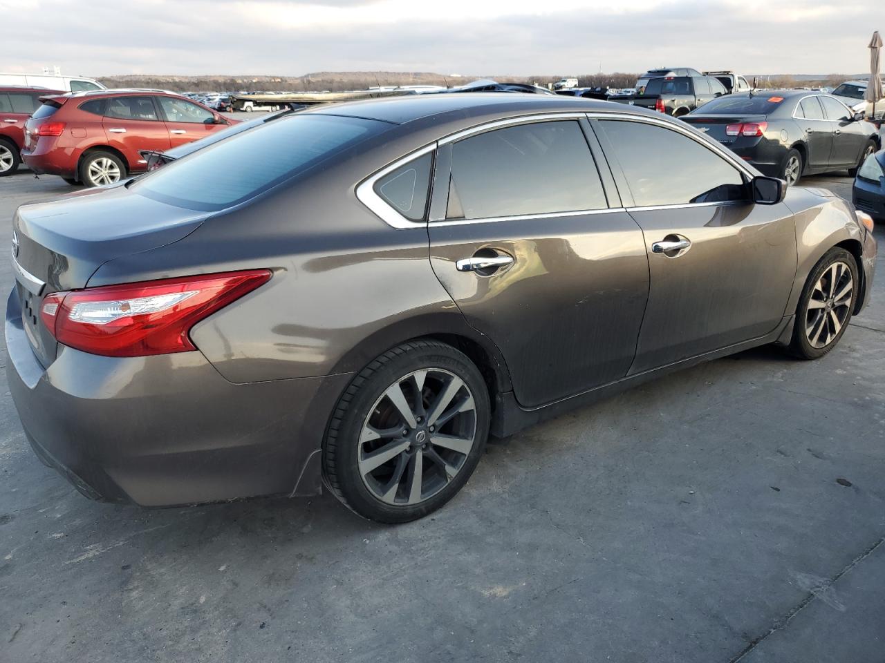 Изображение 3 2016 NISSAN ALTIMA 2.5 2016 с VIN 1N4AL3AP3GN334115