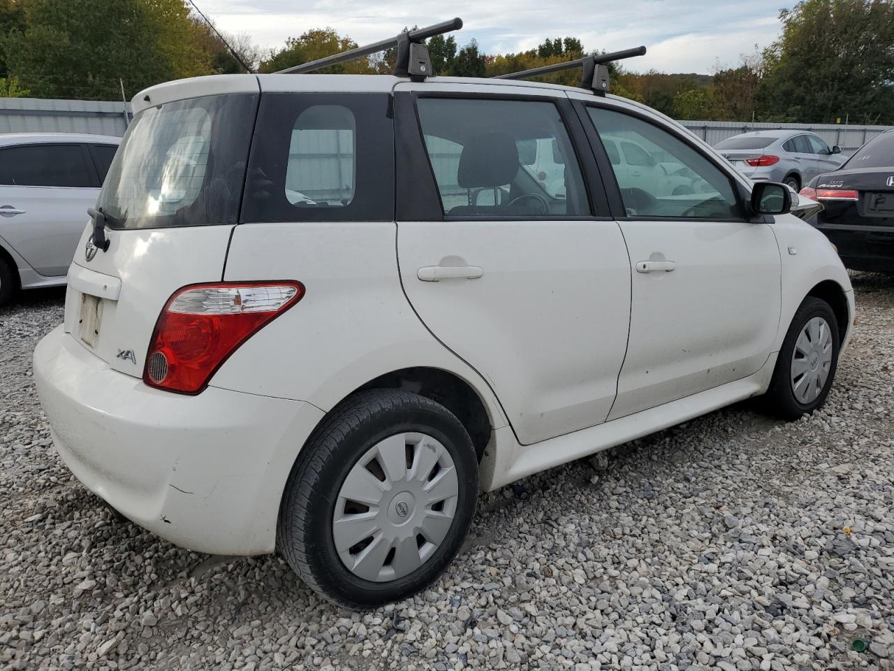 Obraz 3 z 2006 TOYOTA SCION XA  2006 z VIN JTKKT624765003663