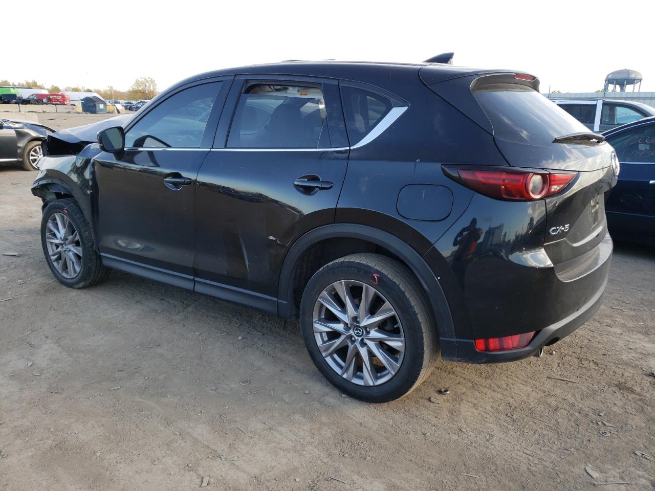Изображение 2 2020 MAZDA CX-5 GRAND TOURING 2020 с VIN JM3KFADM5L0733151
