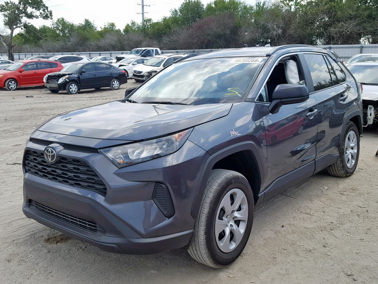 Obraz 2 z 2019 TOYOTA RAV4 LE 2019 z VIN 2T3H1RFV5KW033582