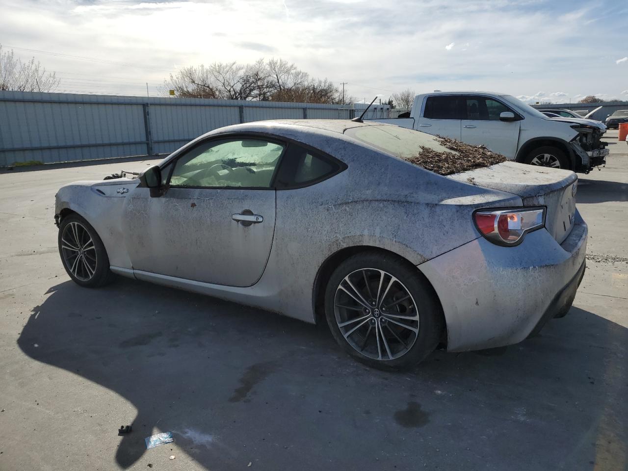 Obraz 2 z 2013 TOYOTA SCION FR-S  2013 z VIN JF1ZNAA14D2716549