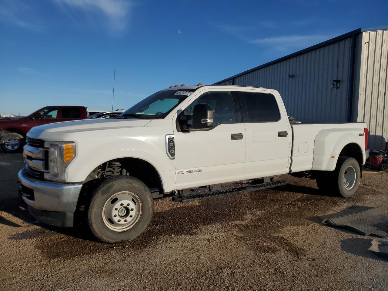 Image 1 of Ford F350 Super Duty 2017 with VIN 1FT8W3DT6HEC85972