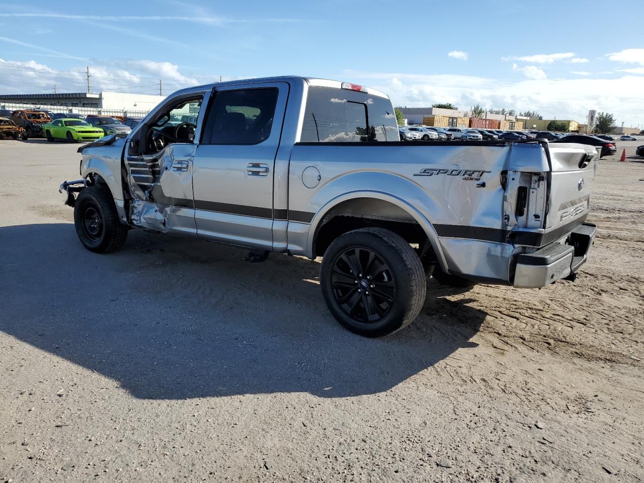 Obraz 2 z 2020 FORD F150 SUPERCREW 2020 z VIN 1FTEW1E5XLFC19547