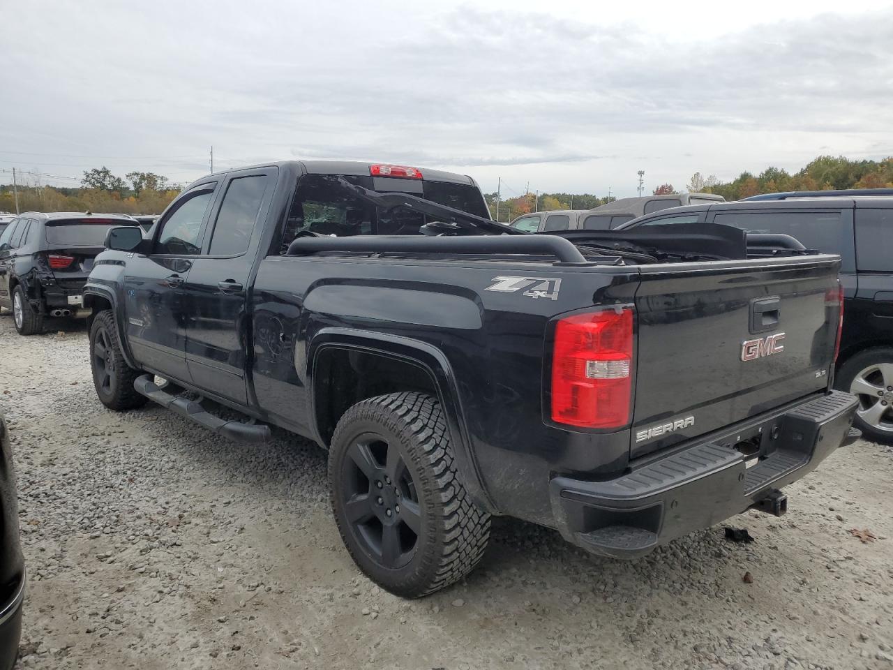Image 2 of 2017 GMC SIERRA K1500 SLE 2017 with VIN 1GTV2MEC6HZ323812