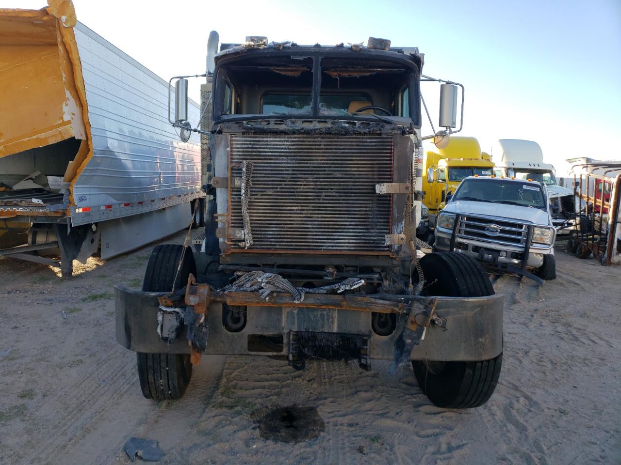 Изображение 2 2000 MACK 600 CH600 2000 с VIN 1M2AA18C0YW132797