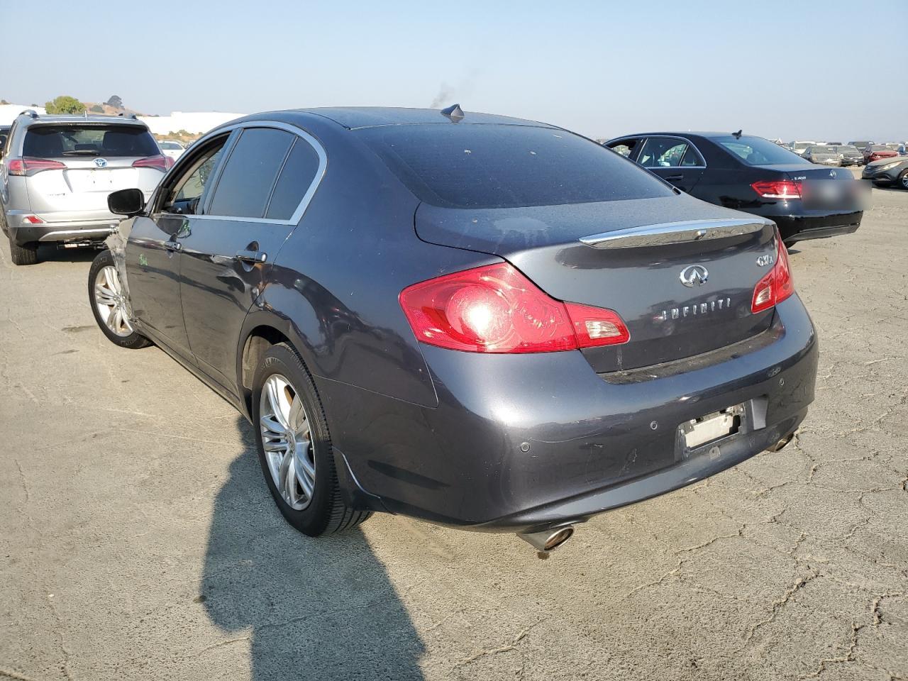 Image 2 of Infiniti G37 2010 with VIN JN1CV6AR0AM252049