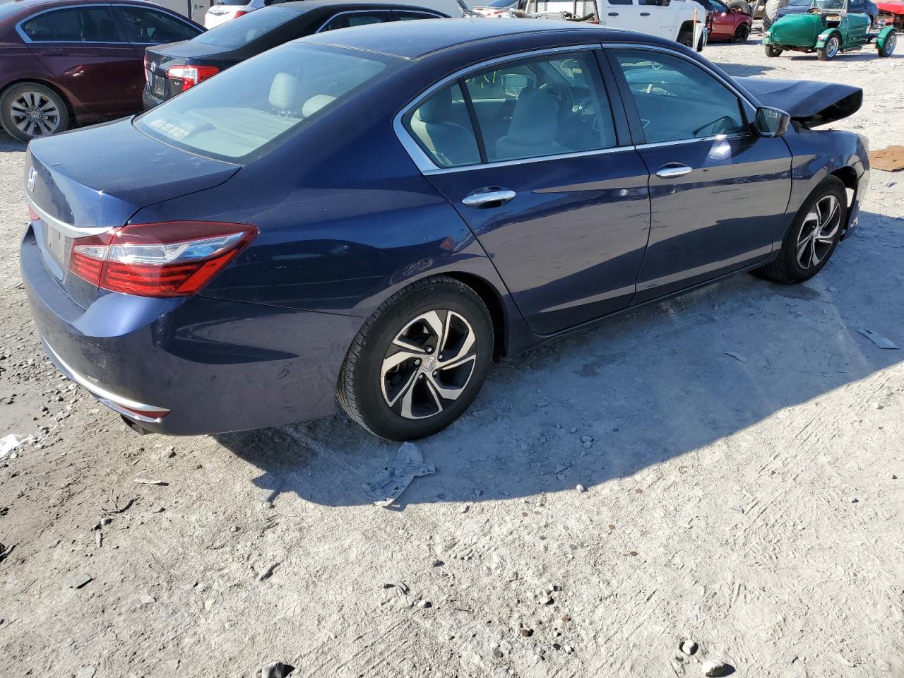 Obraz 3 z 2017 HONDA ACCORD LX 2017 z VIN 1HGCR2F3XHA138247