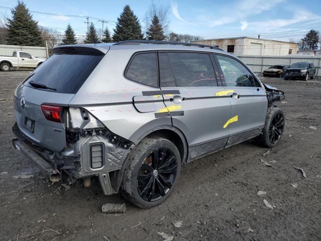 Image 3 of 2021 VOLKSWAGEN TIGUAN SE 2021 with VIN 3VV2B7AX7MM046839